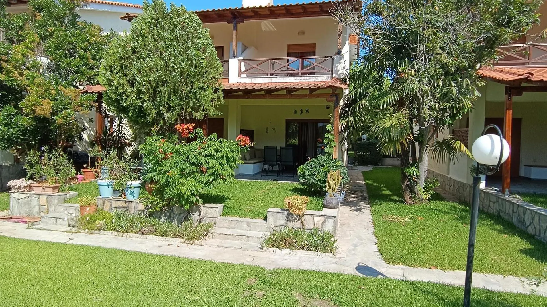 Apartament Maisonete Siviri Helen